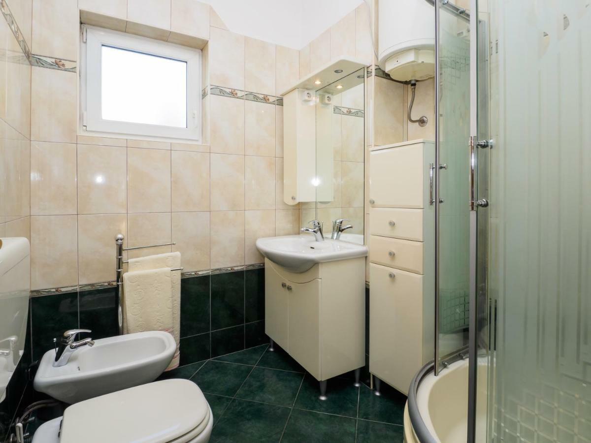 Relaxing Seaview Apartment Barac On Separated Floor Crikvenica Exterior photo